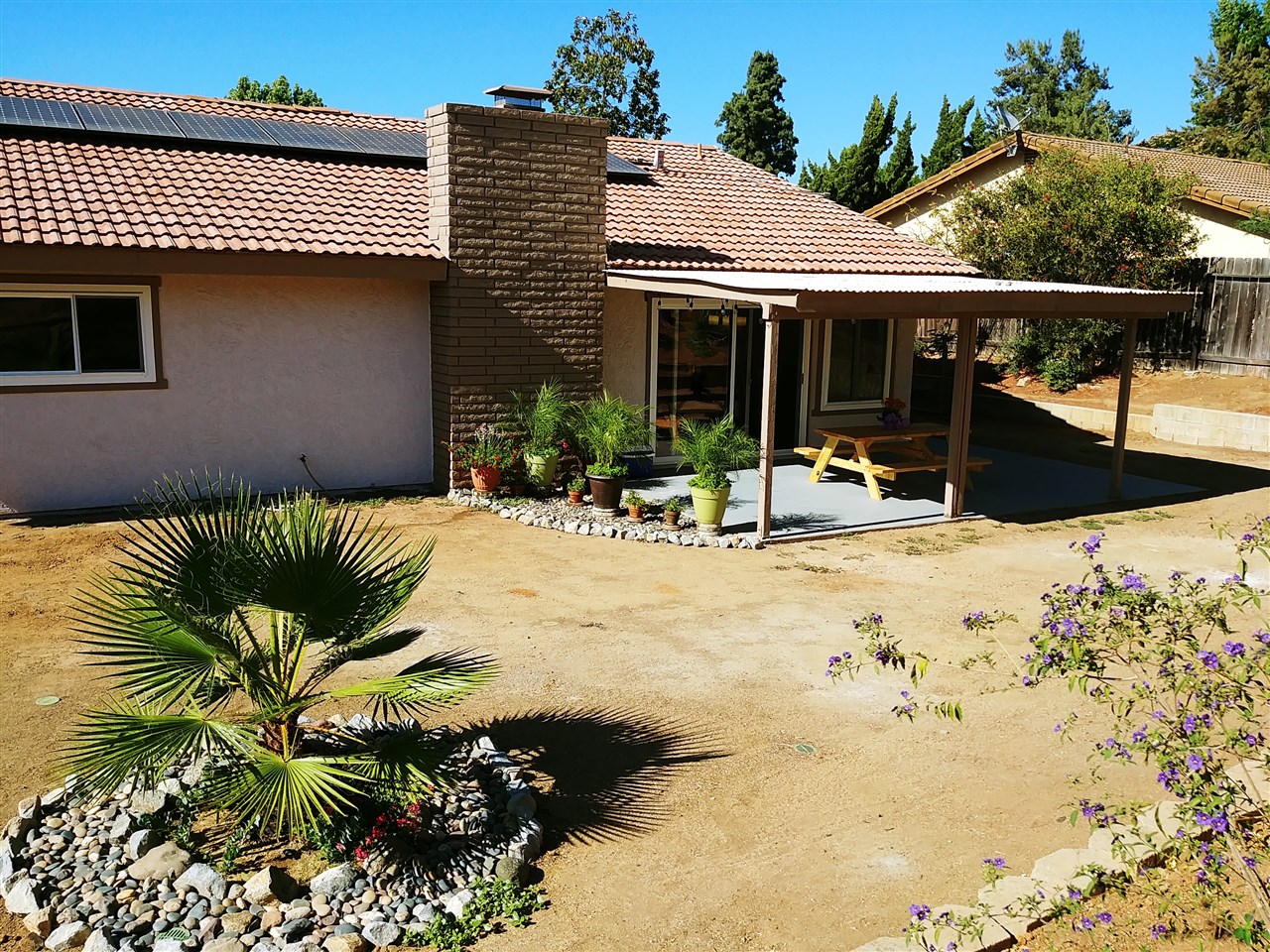 1105 Box Canyon Road Fallbrook, CA 92028 - Photo 4 of 24