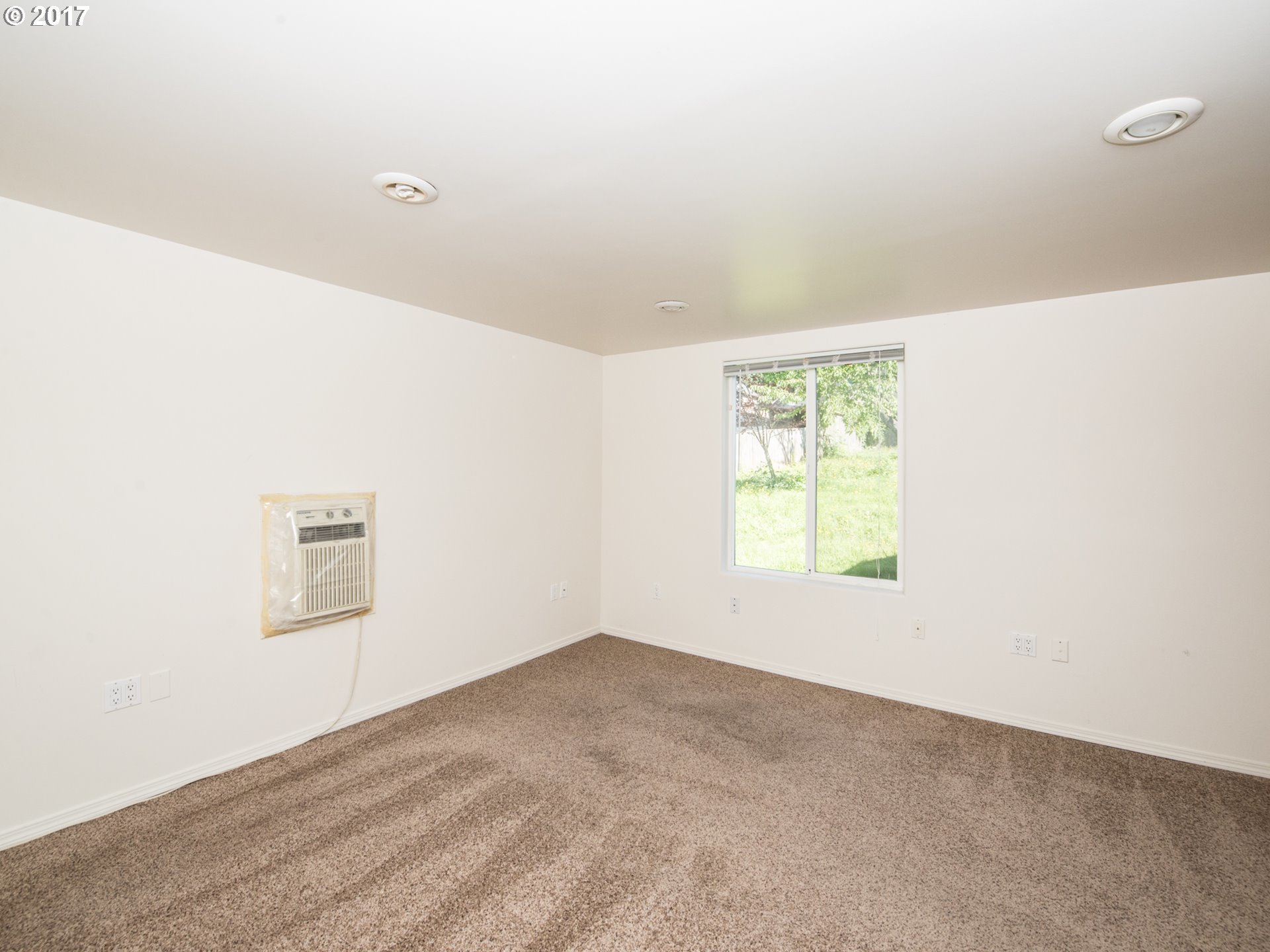 10795 Northwest Reeves Street Portland, OR 97229 - Photo 6 of 20 Gallery Image 6