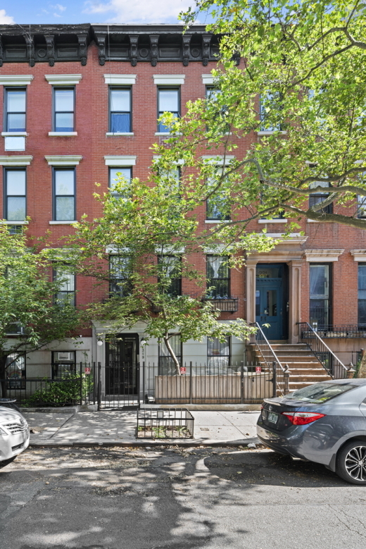 319 East 6th Street Manhattan, NY 10003 - Photo 25 of 26