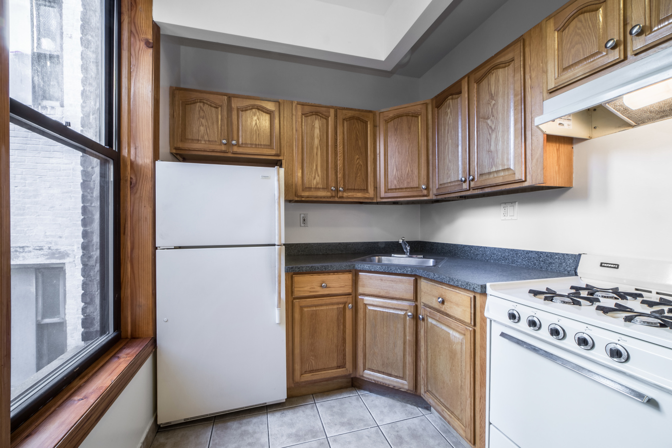 1633 2nd Avenue, Unit 2D Manhattan, NY 10028 - Photo 3 of 11