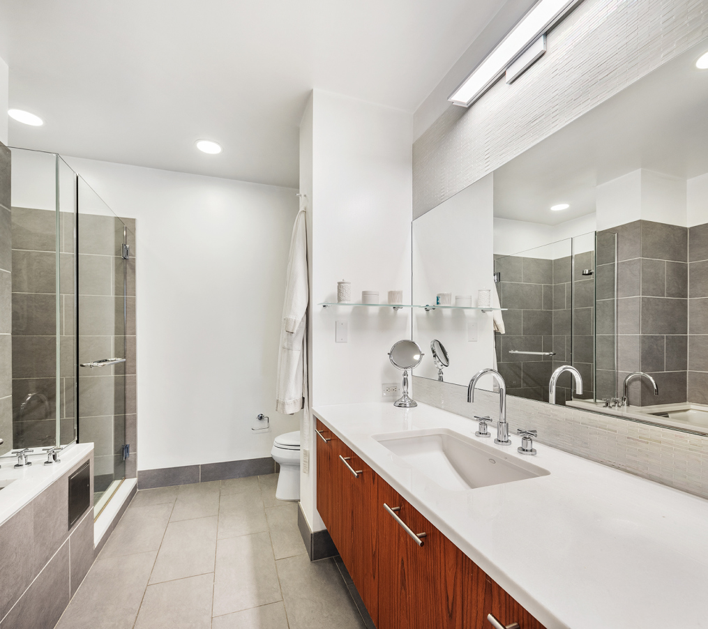 130 West 19th Street, Unit 8C Manhattan, NY 10011 - Photo 4 of 7