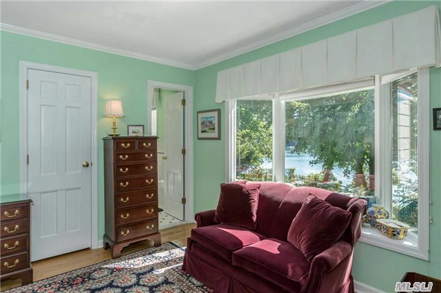 175 Old Field Road East Setauket, NY 11733 - Photo 11 of 20