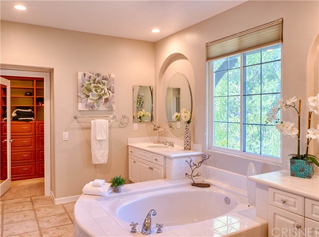 24607 Garland Drive Valencia, CA 91355 - Photo 12 of 20