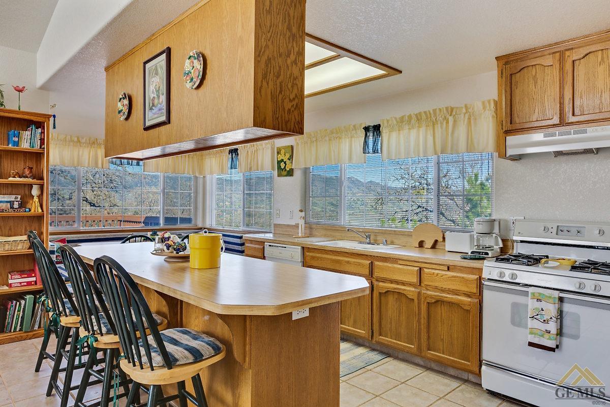 28950 Ridgeview Court Tehachapi, CA 93561 - Photo 39 of 40