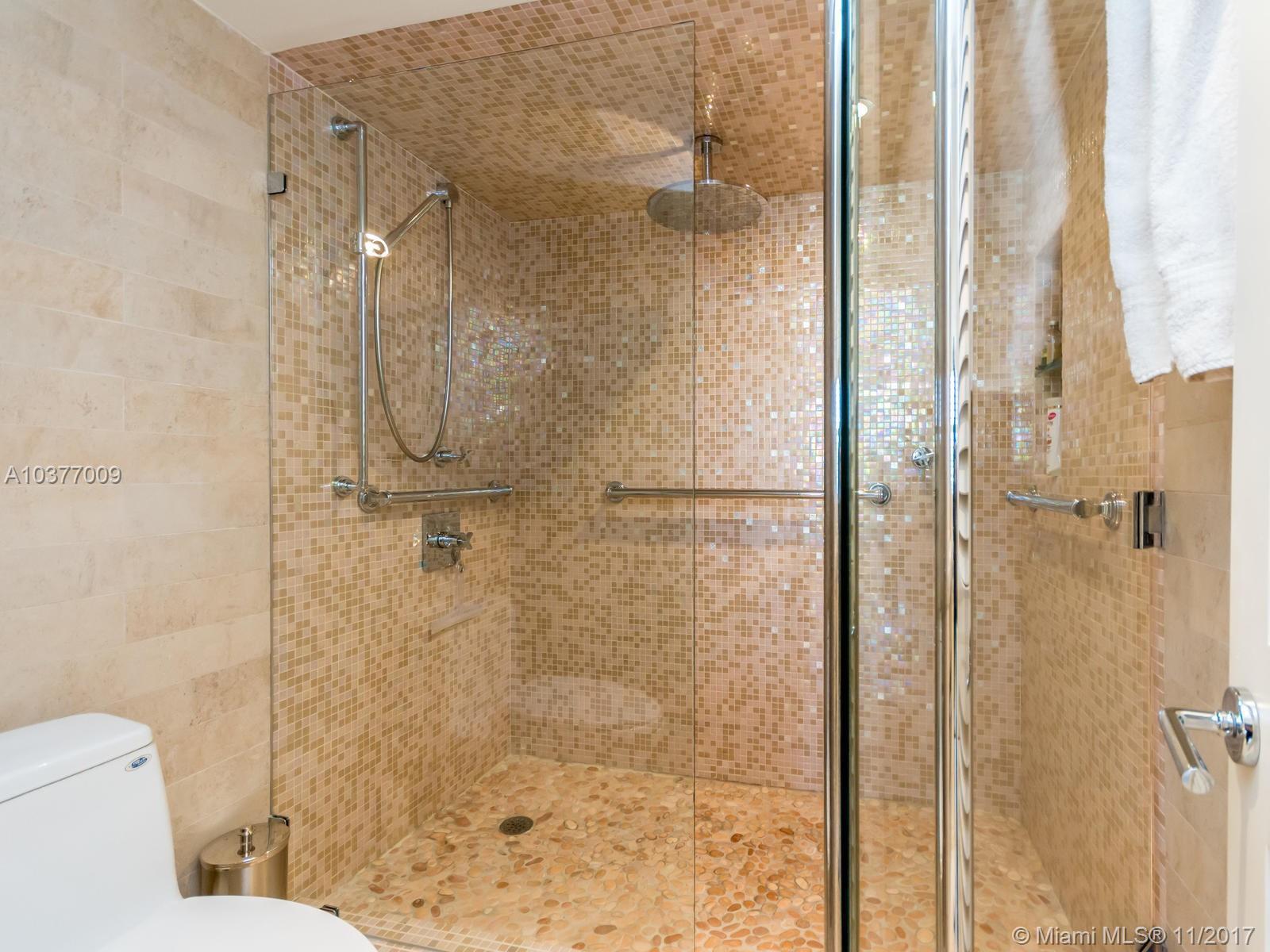 607 Ocean Drive, Unit 9K Key Biscayne, FL 33149 - Photo 53 of 78