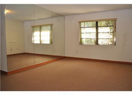 2020 Southwest 99th Avenue Miami, FL 33165 - Photo 8 of 14