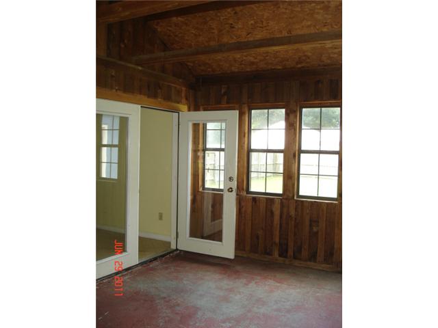 7830 Admiral Road Millington, TN 38053 - Photo 7 of 9 Sunroom