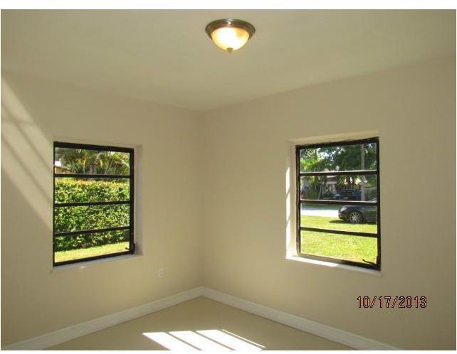 5879 Southwest 59th Street Miami, FL 33143 - Photo 20 of 28