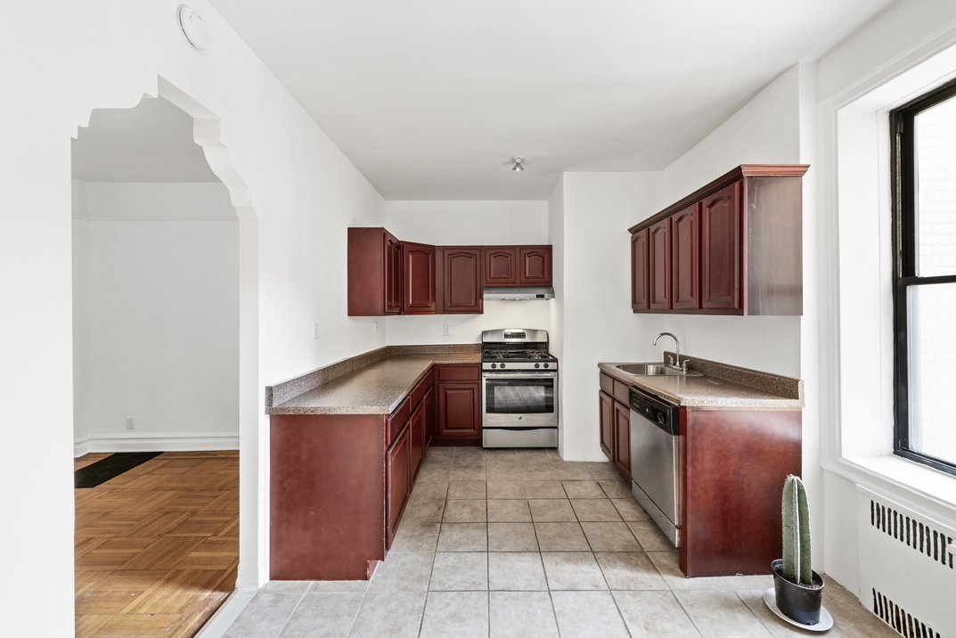 70 Lenox Road, Unit 3K Brooklyn, NY 11226 - Photo 9 of 11