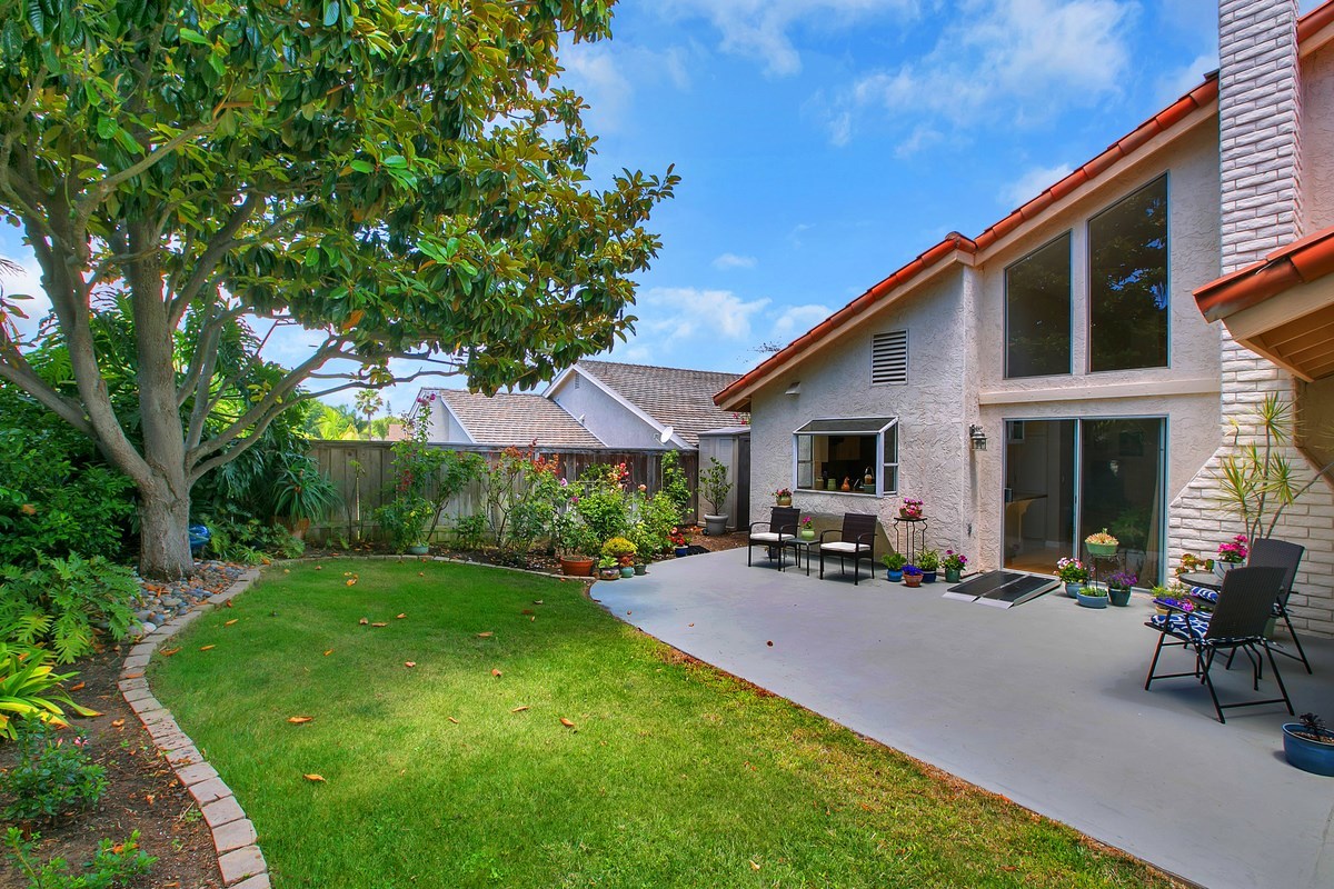 1821 Hummock Lane Encinitas, CA 92024 - Photo 11 of 25