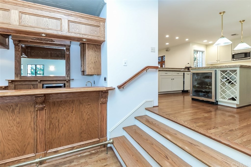 975 Hillcrest Drive Upland, CA 91784 - Photo 20 of 65