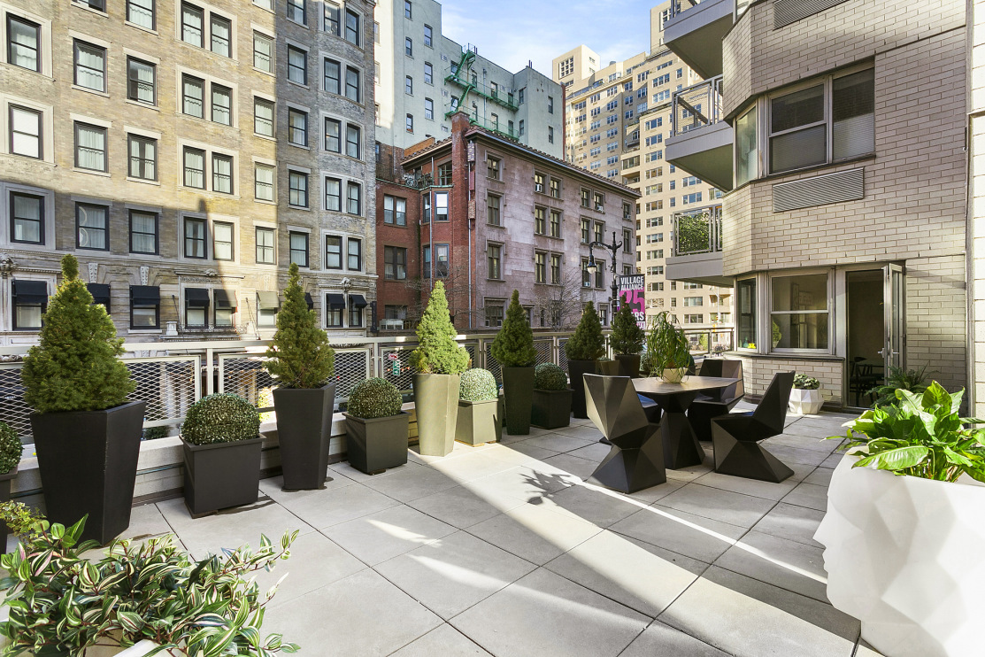 2 5th Avenue, Unit 2S Manhattan, NY 10011 - Photo 1 of 8