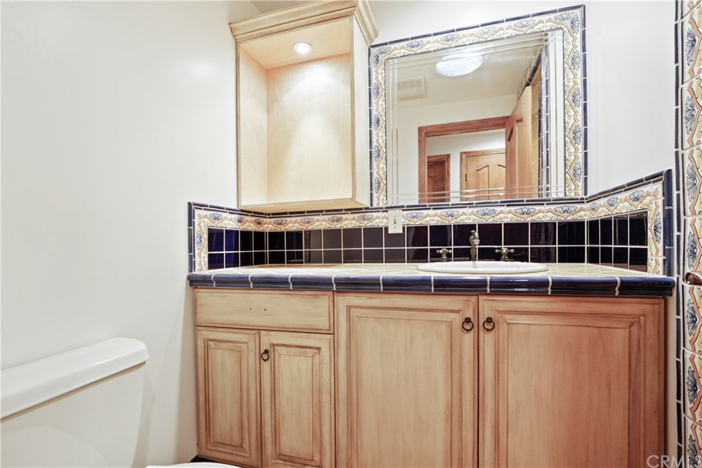 2380 Roscomare Road Los Angeles, CA 90077 - Photo 38 of 51