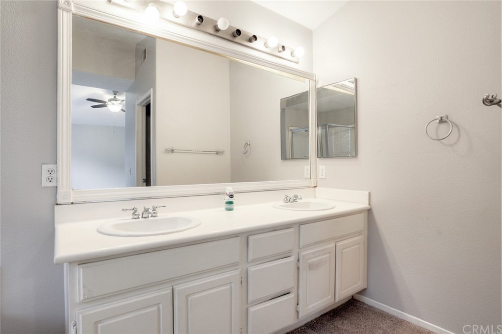 25731 Hammet Circle Stevenson Ranch, CA 91381 - Photo 29 of 36