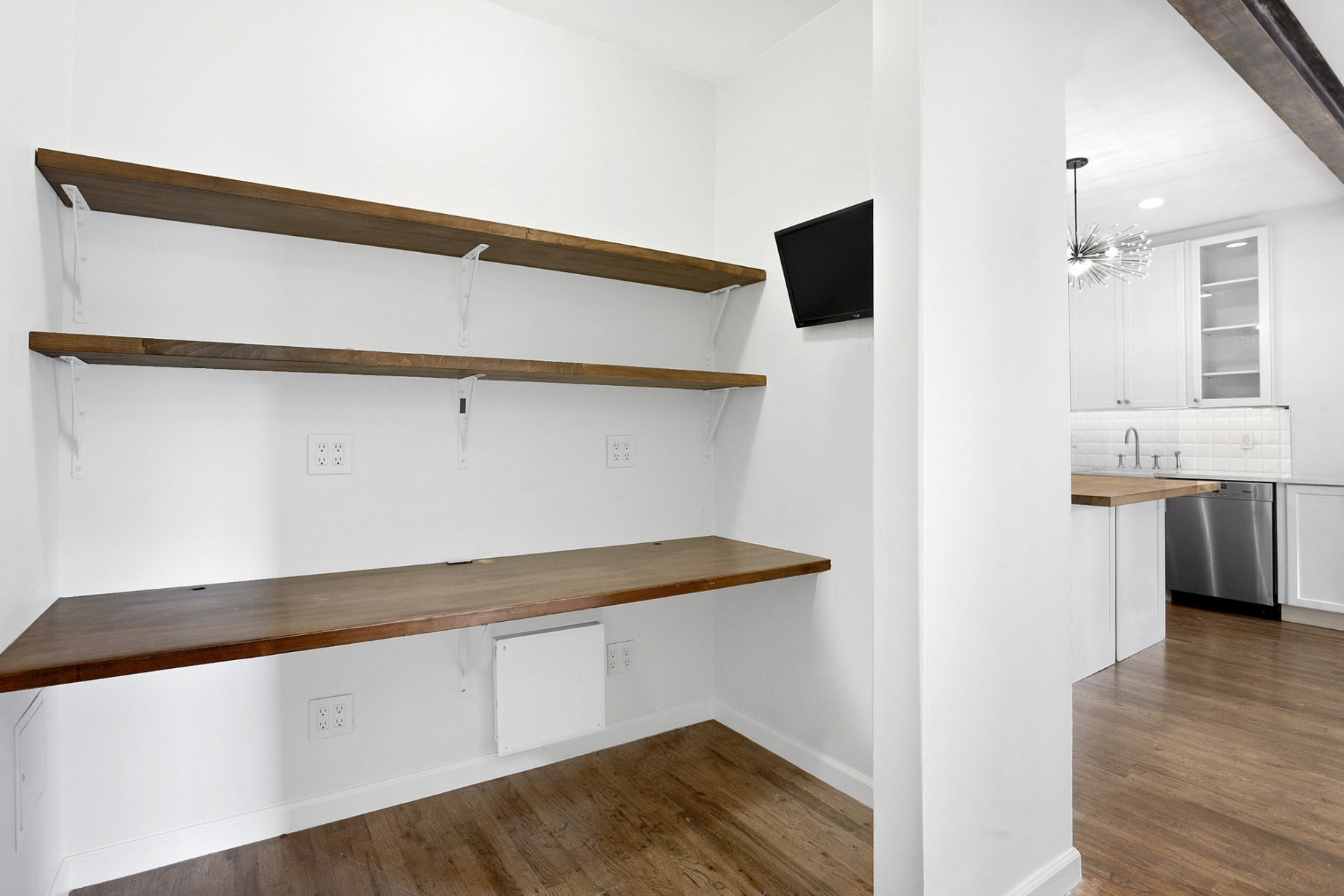 188 Eckford Street, Unit 2 Brooklyn, NY 11222 - Photo 4 of 10