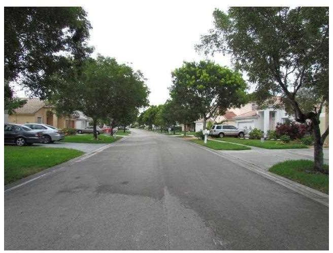 11290 Southwest 20th Street Miramar, FL 33025 - Photo 18 of 19