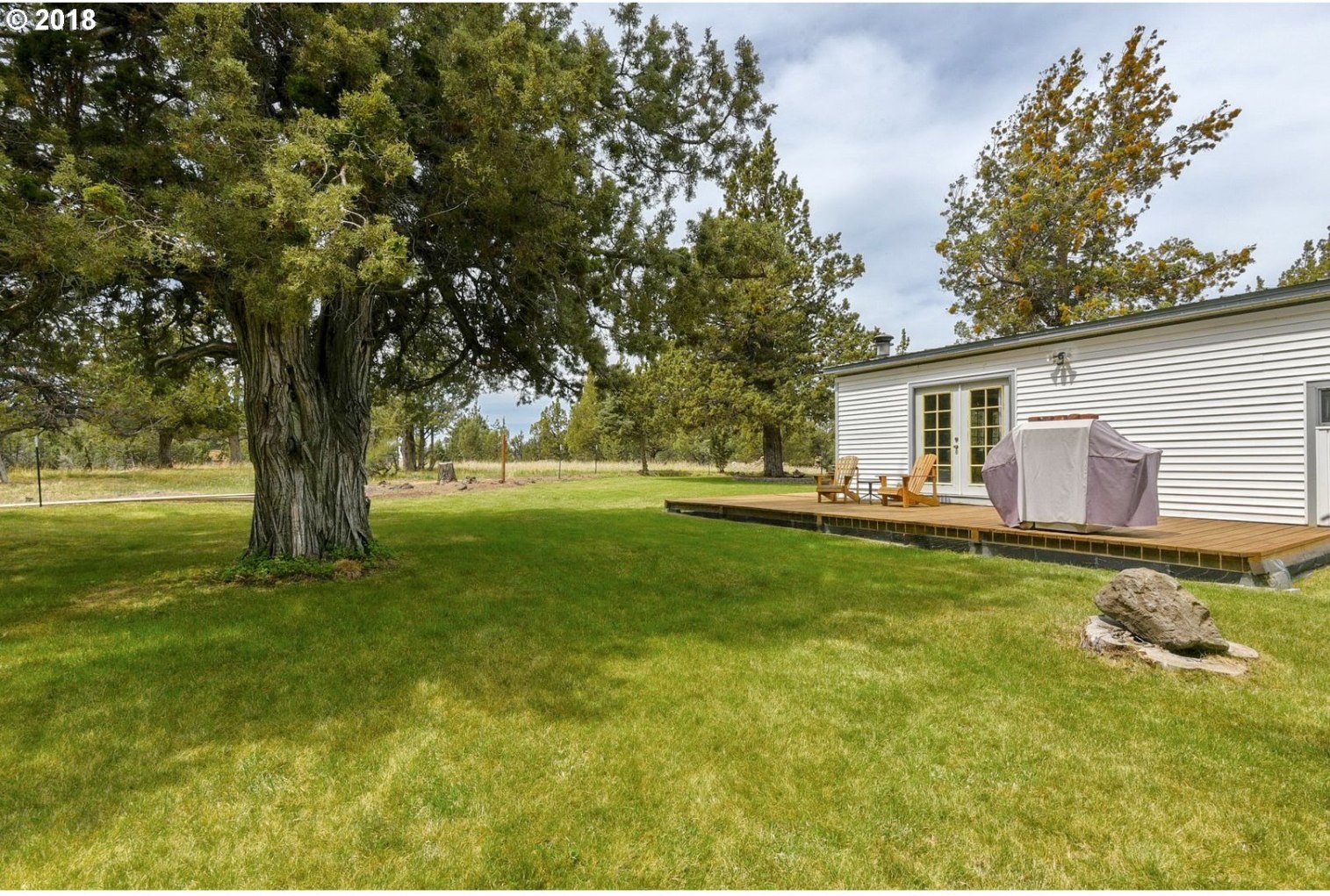 63475 Hamehook Road Bend, OR 97701 - Photo 17 of 32