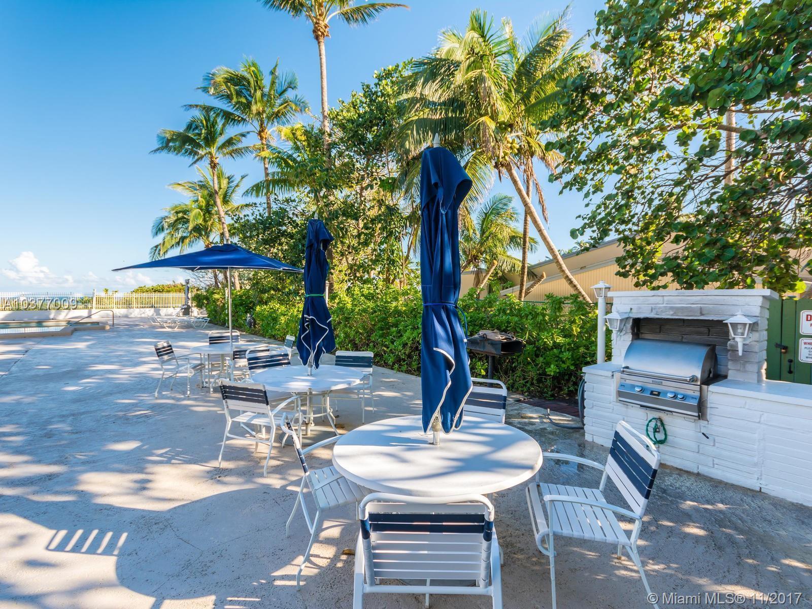 607 Ocean Drive, Unit 9K Key Biscayne, FL 33149 - Photo 67 of 78