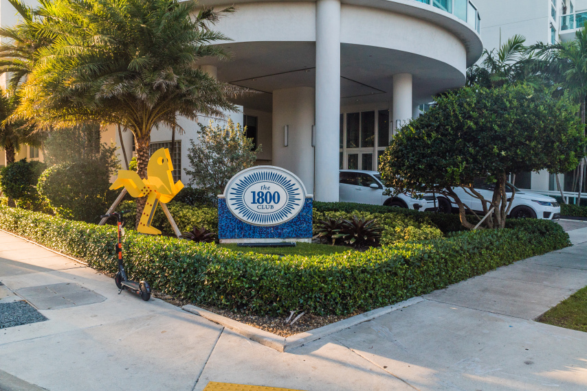 1800 CLUB 1800 N Bayshore Dr, Miami, FL 33132 - Photo 2 of 2