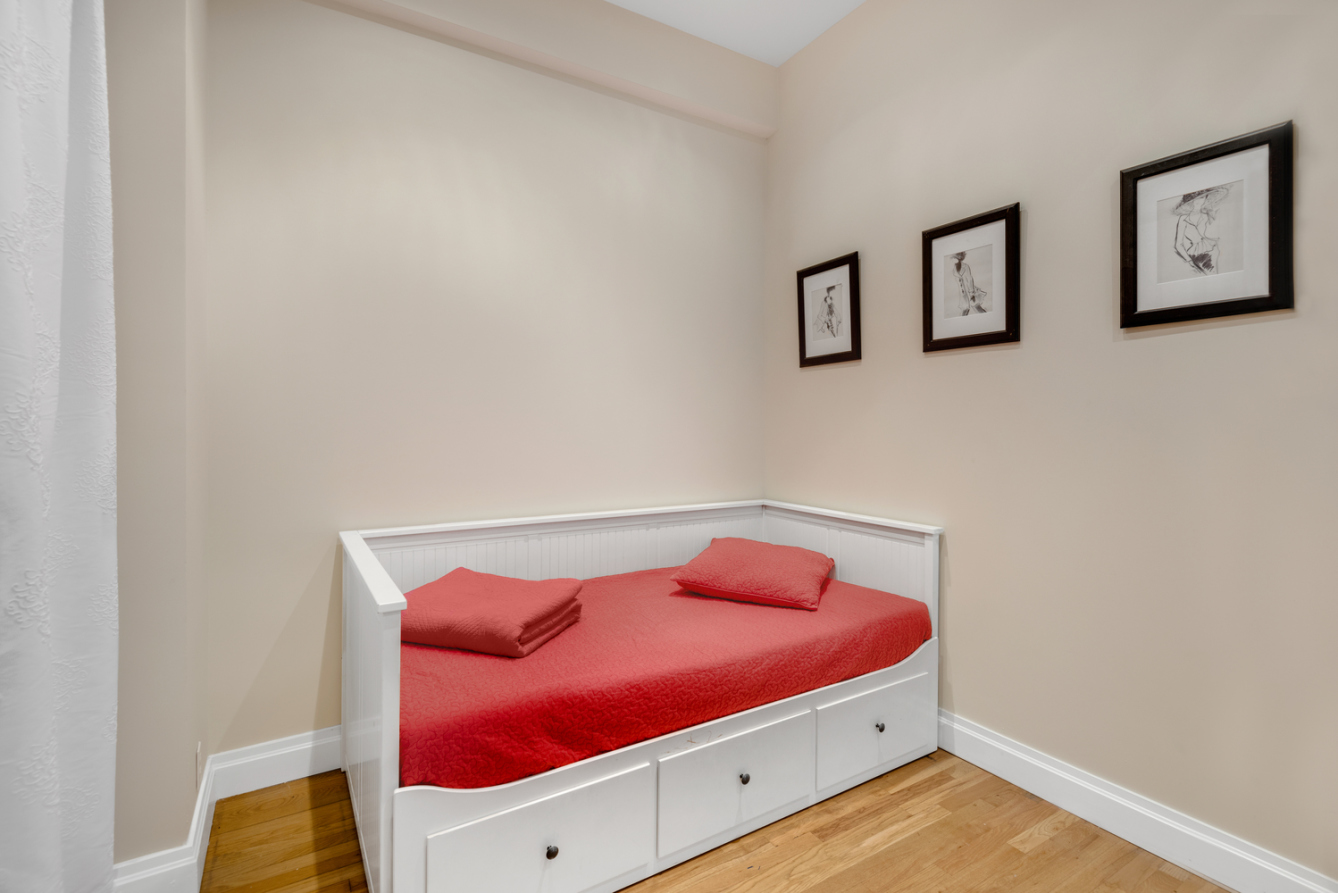 252 West 30th Street, Unit 2A Manhattan, NY 10001 - Photo 10 of 13