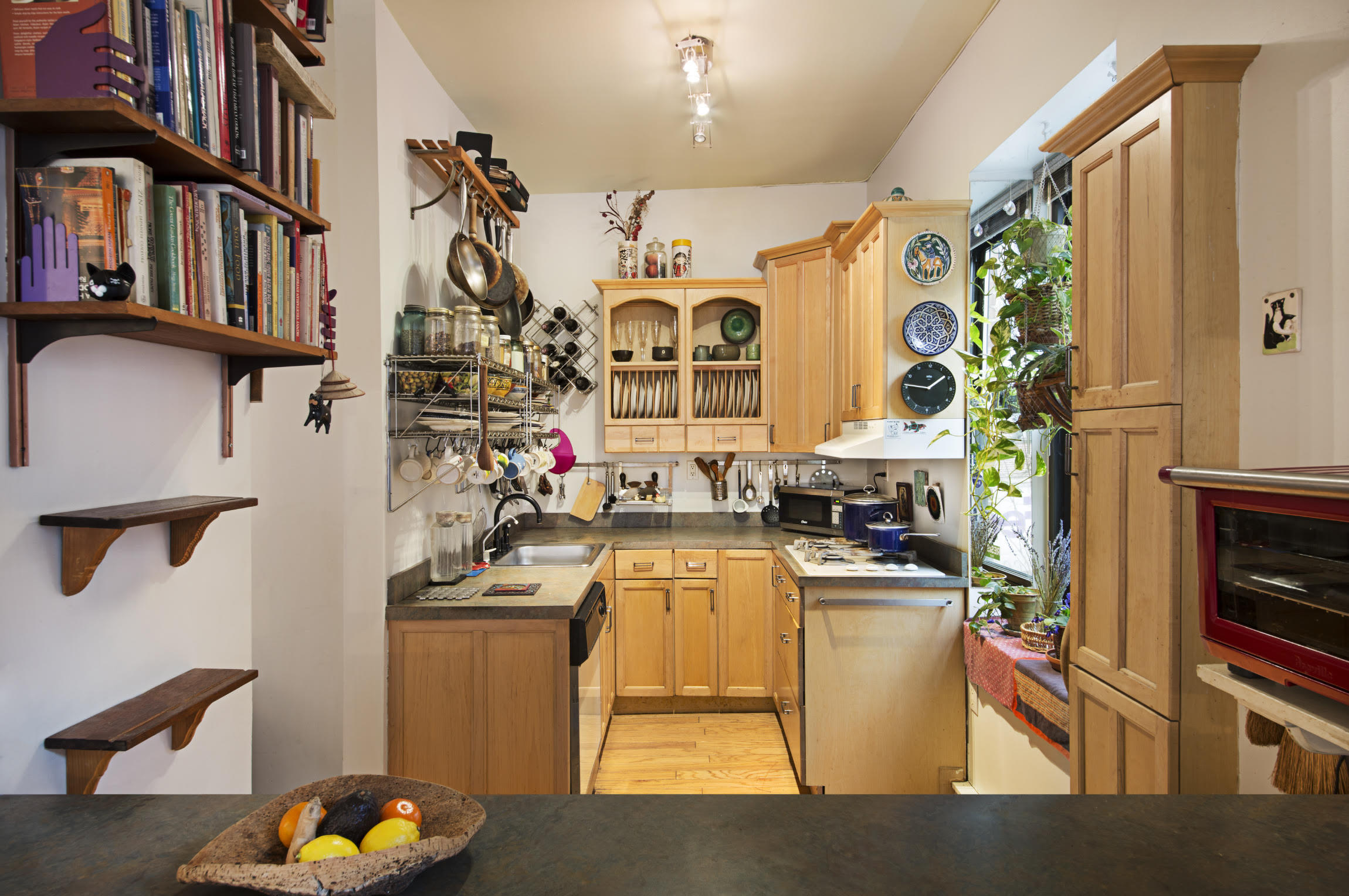 454 West 46th Street, Unit 2BS Manhattan, NY 10036 - Photo 2 of 11