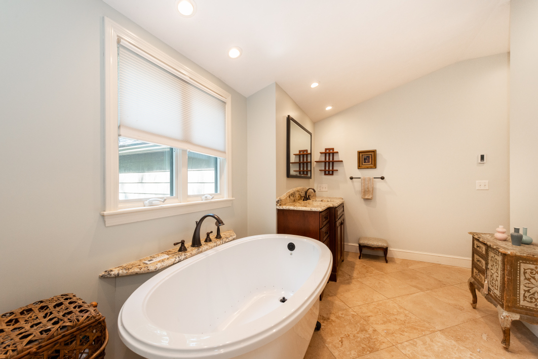 80 Pleasant Street Norwell, MA 02061 - Photo 23 of 59