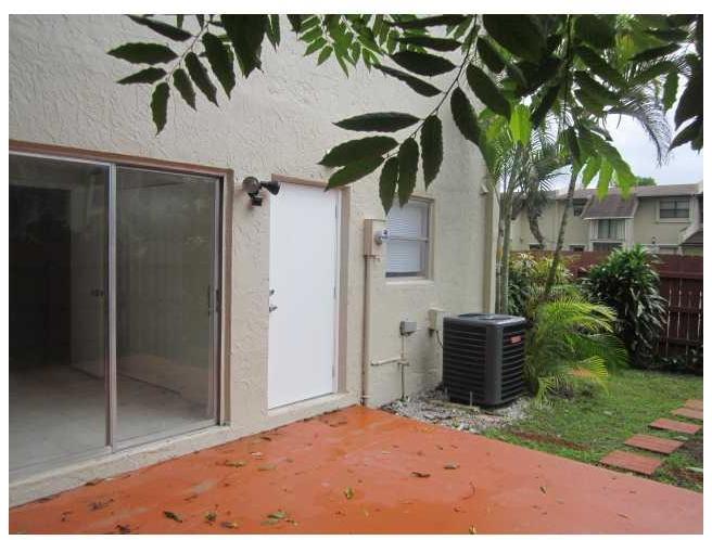 10940 Southwest 70th Terrace, Unit 10940 Miami, FL 33173 - Photo 17 of 24