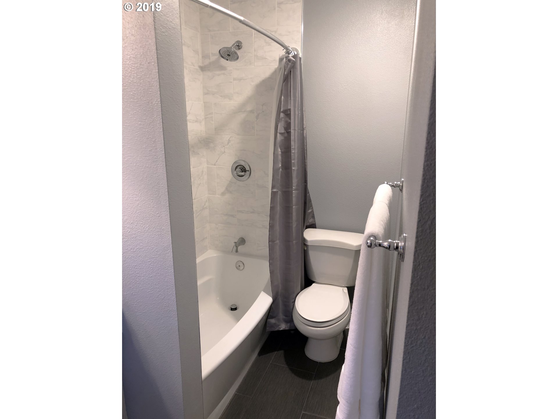 7169 Southwest Sagert Street, Unit 103 Tualatin, OR 97062 - Photo 18 of 28