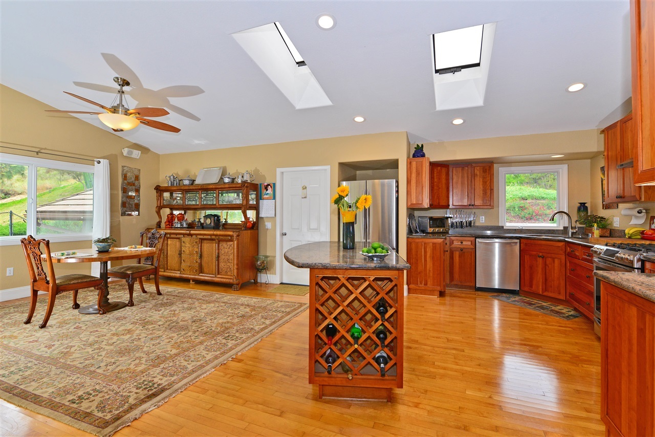 17531 Boca Raton Lane Poway, CA 92064 - Photo 7 of 25 Gallery Image 7