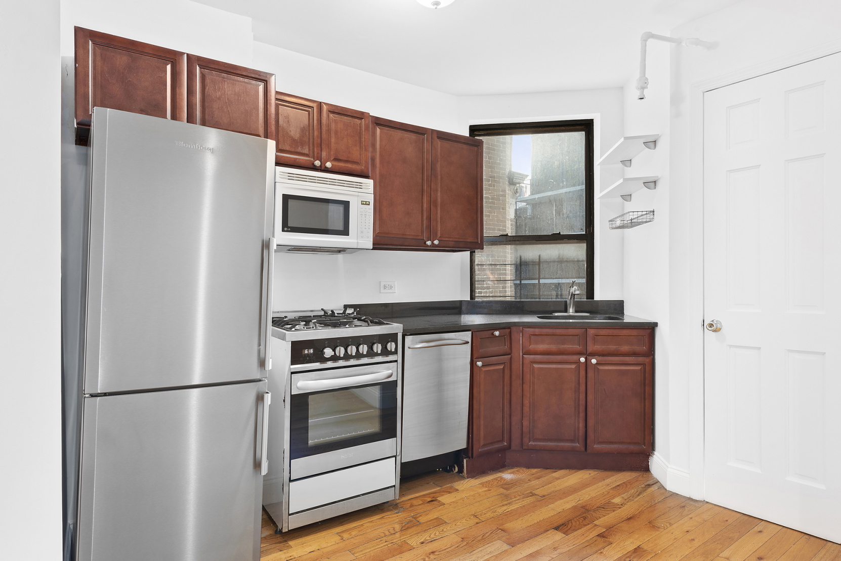 140 Orchard Street, Unit 10 Manhattan, NY 10002 - Photo 6 of 7