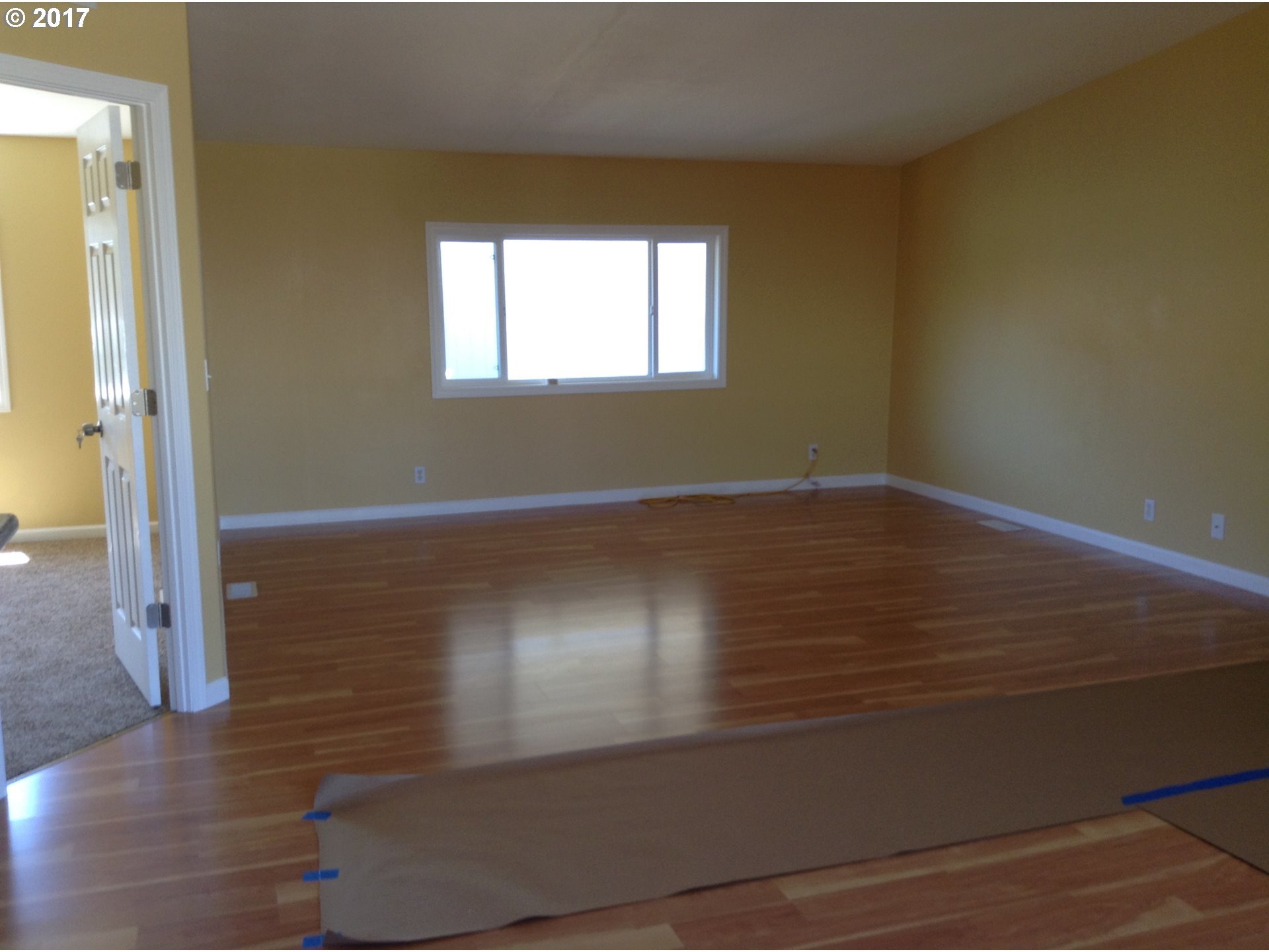 1015 Oak Street, Unit 18 Silverton, OR 97381 - Photo 12 of 15