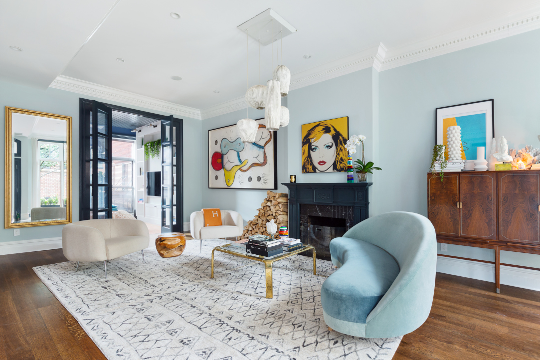 208 West 11th Street Manhattan, NY 10014 - Photo 2 of 19