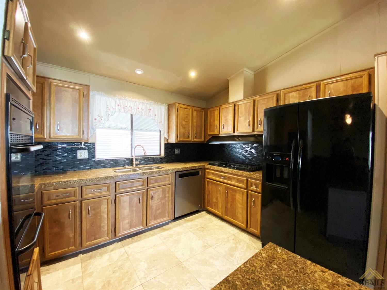 8536 Kern Canyon Road, Unit 72 Bakersfield, CA 93306 - Photo 8 of 13