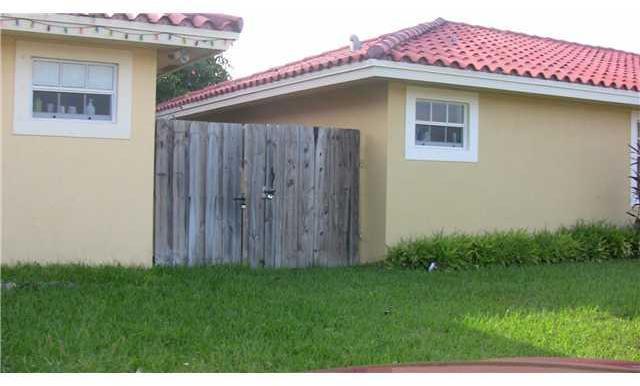 21242 Southwest 125th Path Miami, FL 33177 - Photo 7 of 12