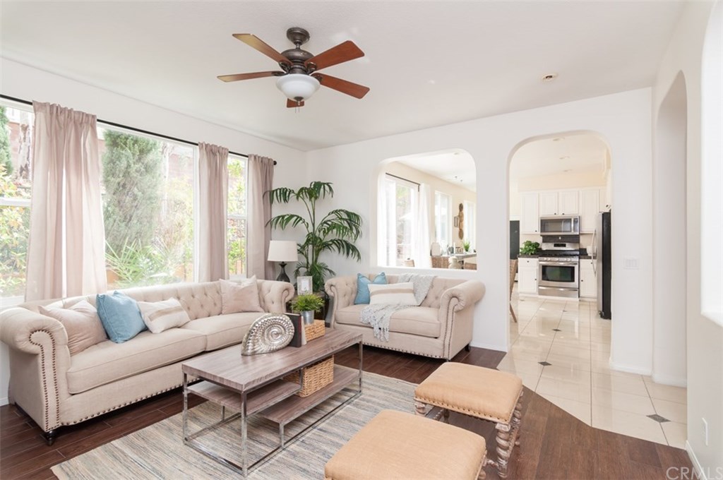 22 Tisbury Way Ladera Ranch, CA 92694 - Photo 9 of 32