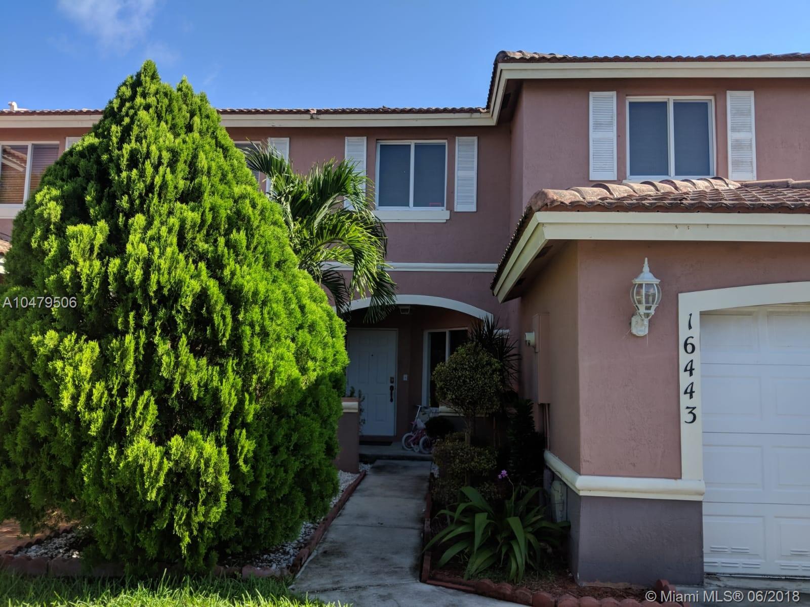 16443 Southwest 68th Terrace Miami, FL 33193 - Photo 3 of 10