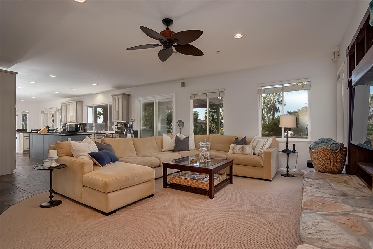 1379 Bello Mar Drive Encinitas, CA 92024 - Photo 10 of 25