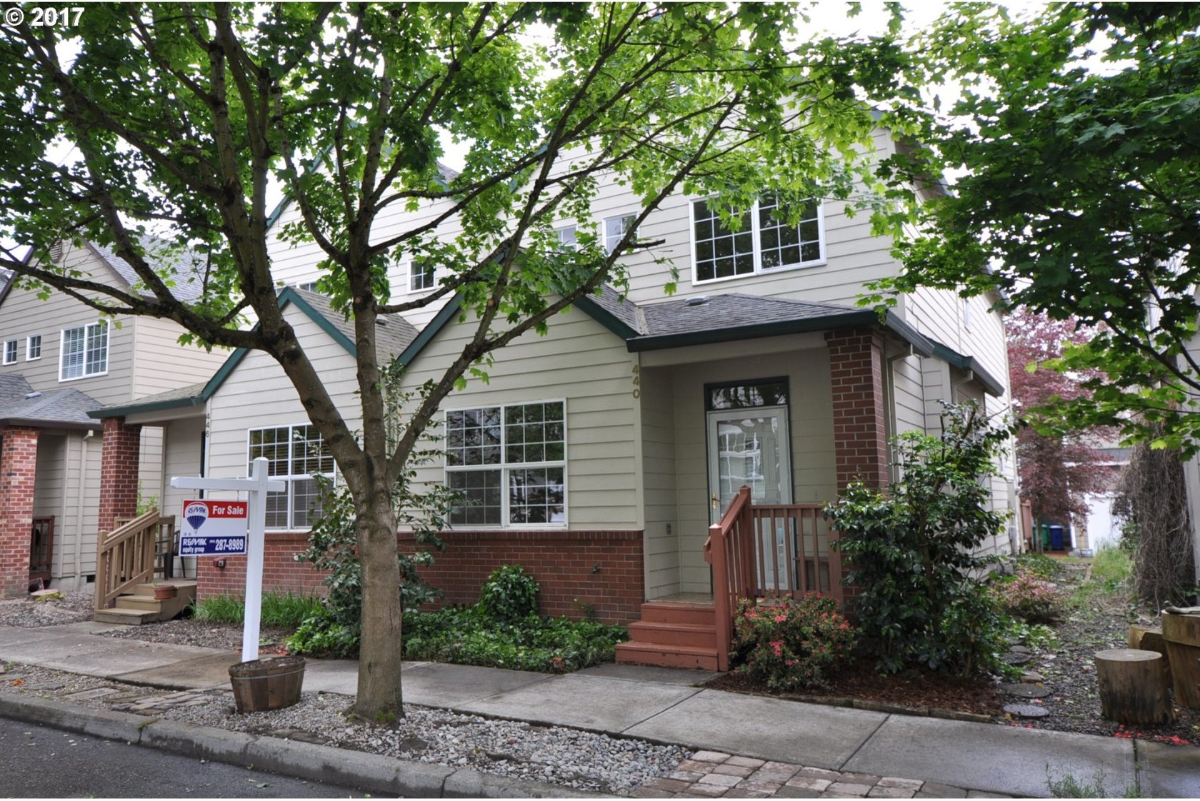 440 Northeast Roth Street Portland, OR 97211 - Photo 1 of 19 Gallery Image 1