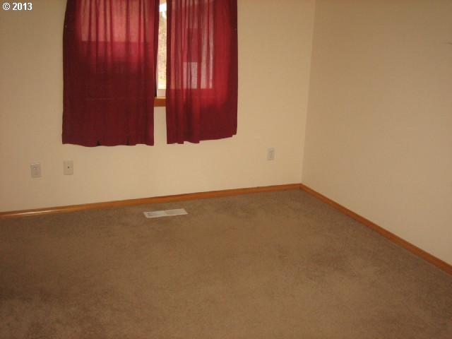 291 Badger Road Kelso, WA 98626 - Photo 7 of 15 Gallery Image 7