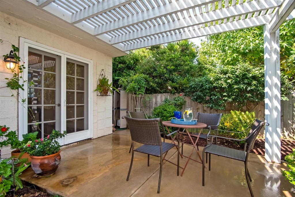 1459 Flair Encinitas Drive Encinitas, CA 92024 - Photo 18 of 24