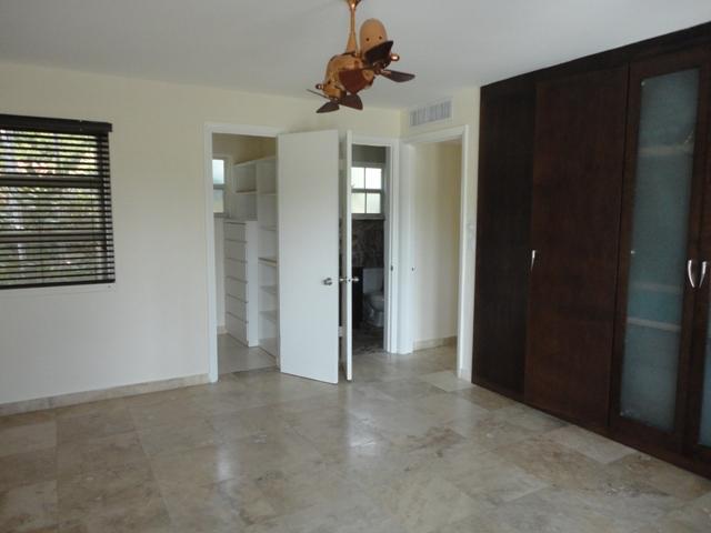 5301 Alton Road Miami Beach, FL 33140 - Photo 3 of 9