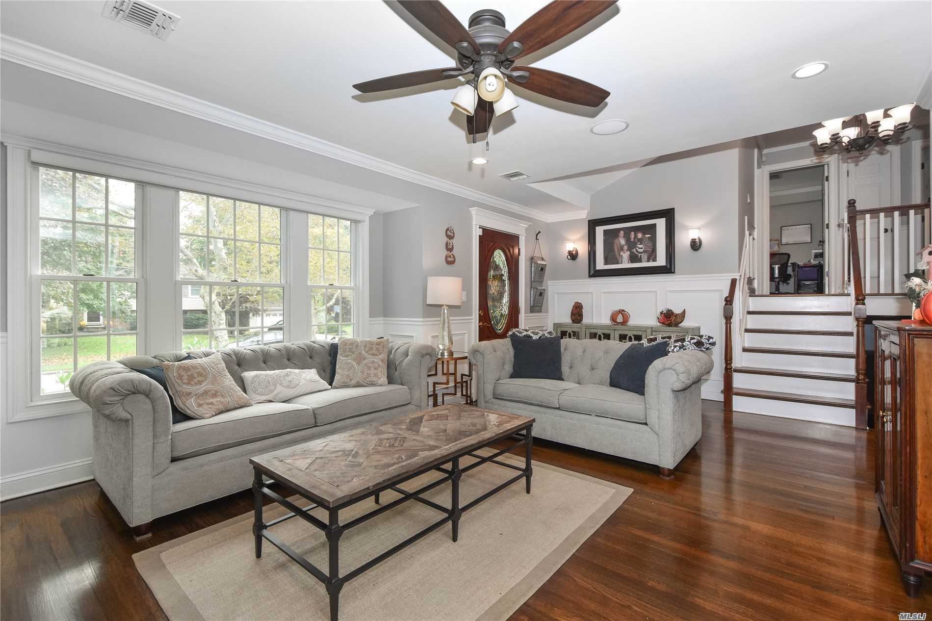 17 Meadow Lark Drive, East Northport, NY 11731 Compass