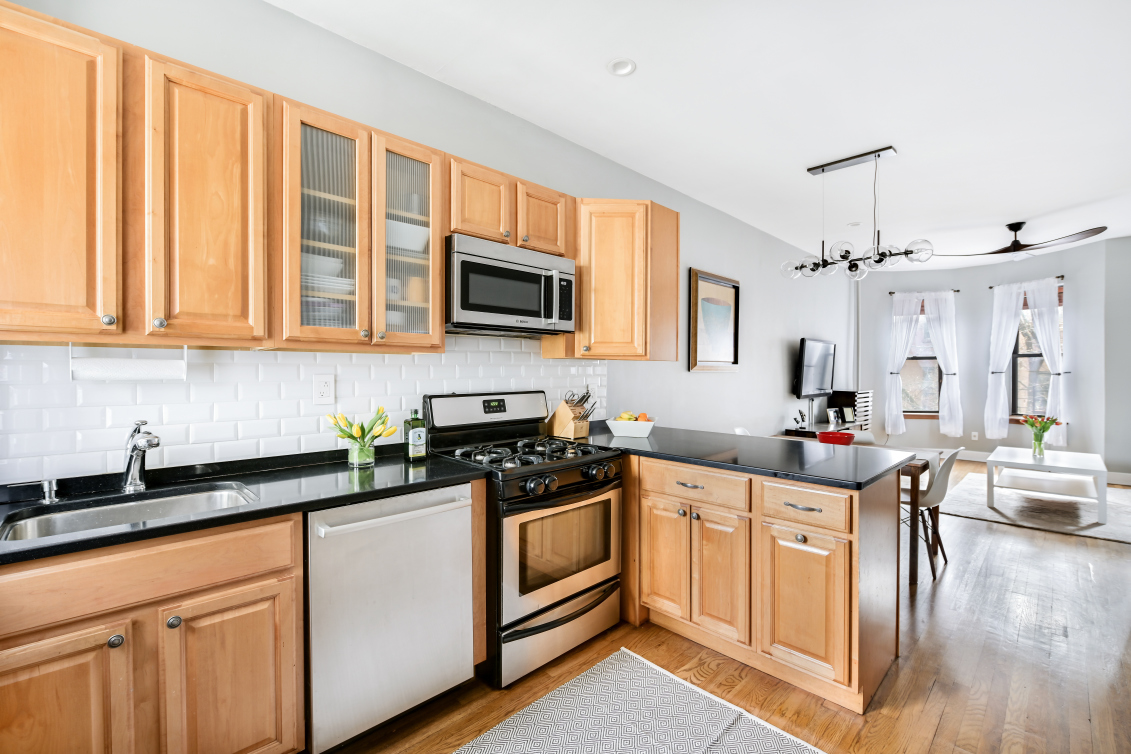 21 Berkeley Place, Unit 2B Brooklyn, NY 11217 - Photo 3 of 7 Gallery Image 3