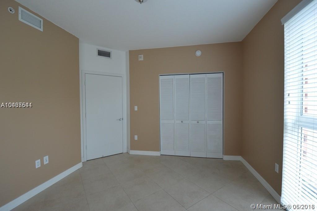 7285 Southwest 90th Street, Unit D614 Miami, FL 33156 - Photo 10 of 24