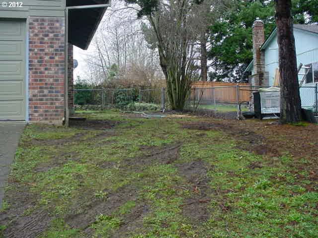 2075 Southwest Heiney Road Gresham, OR 97080 - Photo 2 of 3 Gallery Image 2