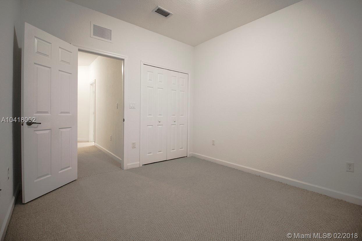 8635 Northwest 112th Path Doral, FL 33178 - Photo 27 of 29