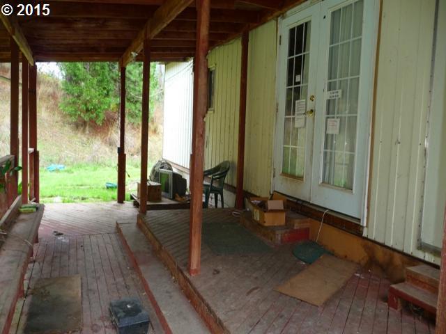 1241 Canyonville-Riddle Road Riddle, OR 97469 - Photo 1 of 13