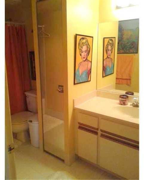 8300 Boca Rio Drive, Unit 8300 Boca Raton, FL 33433 - Photo 16 of 23