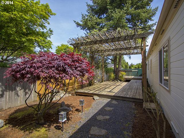 19625 Southwest Stacey Street Aloha, OR 97003 - Photo 6 of 16 Gallery Image 6