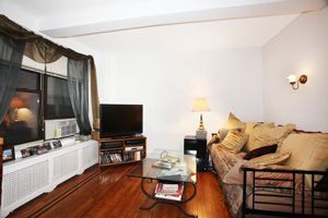 235 West 102nd Street, Unit 6D Manhattan, NY 10025 - Photo 5 of 6